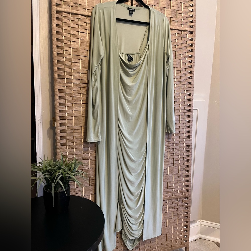 Boohoo Light Green Draped Long Sleeve Dress